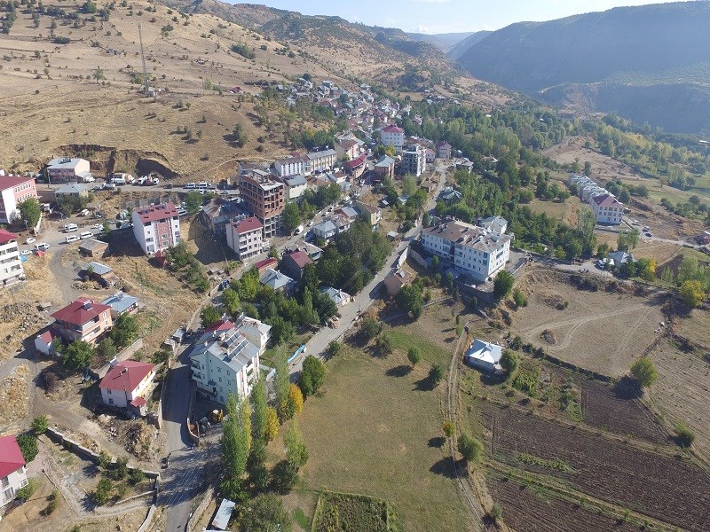 Kazdağları’nın Eşsiz Doğasında İnziva Otel – Bingöl Adaklı’dan Tatilciler İçin Huzurlu Bir Kaçış