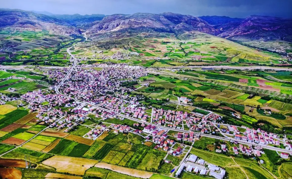 Gümüşhane Kelkit Tatilcileri İçin Kazdağları’nın Sakinliğinde Tatil: Bayramiç Evciler Köyü İnziva Oteli