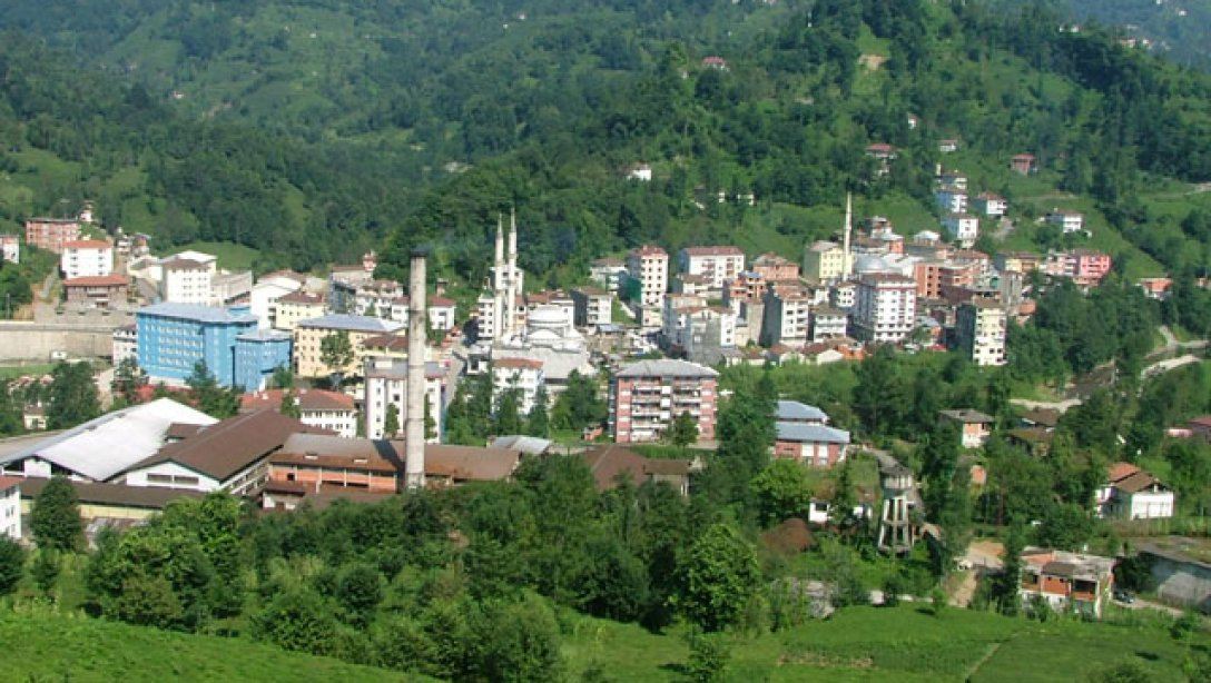 Rize’nin Kalkandere ilçesindeki tatilciler için Kazdağları’nın Sakinliğinde Tatil: Bayramiç Evciler Köyü İnziva Oteli