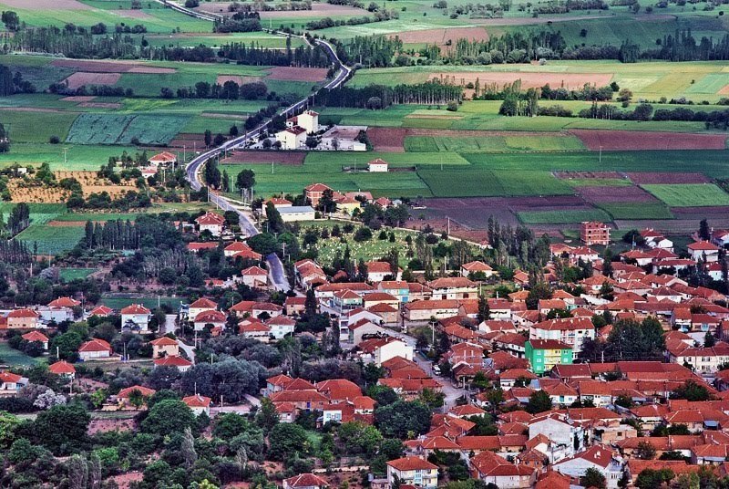 Kazdağları’nda Huzurun Adresi: Bayramiç Evciler Köyü İnziva Otel – Afyonkarahisar Kızılören’den Tatilciler İçin Eşsiz Bir Kaçış Noktası