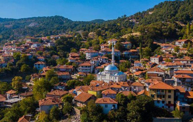 Balıkesir İvrindi’den Kazdağlarında Doğayla Baş Başa: Bayramiç Evciler Köyü’ndeki İnziva Oteliniz
