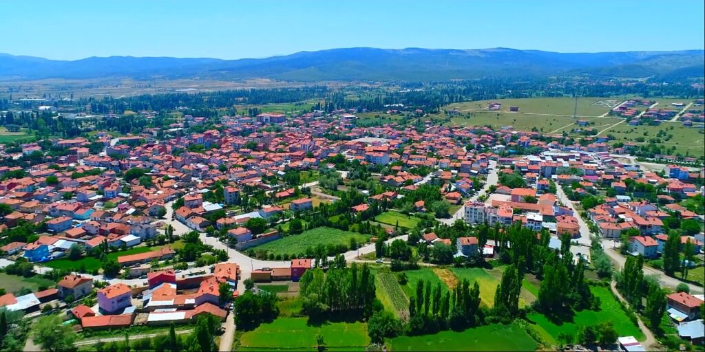 Afyonkarahisar Sinanpaşa'nın Kazdağları’nda Doğa ile İç İçe Bir Tatil: Evciler Köyü İnziva Otel