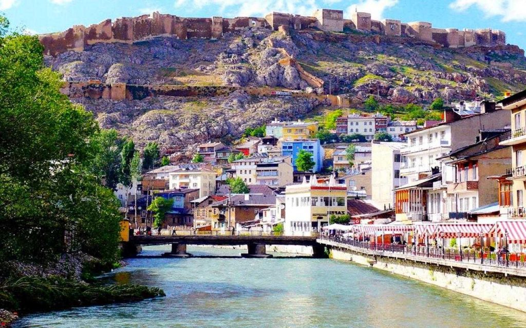 Bayburt Aydıntepe’den Kazdağları’na Doğa Kaçamağı: İnziva Otel’de Huzurlu Bir Tatil