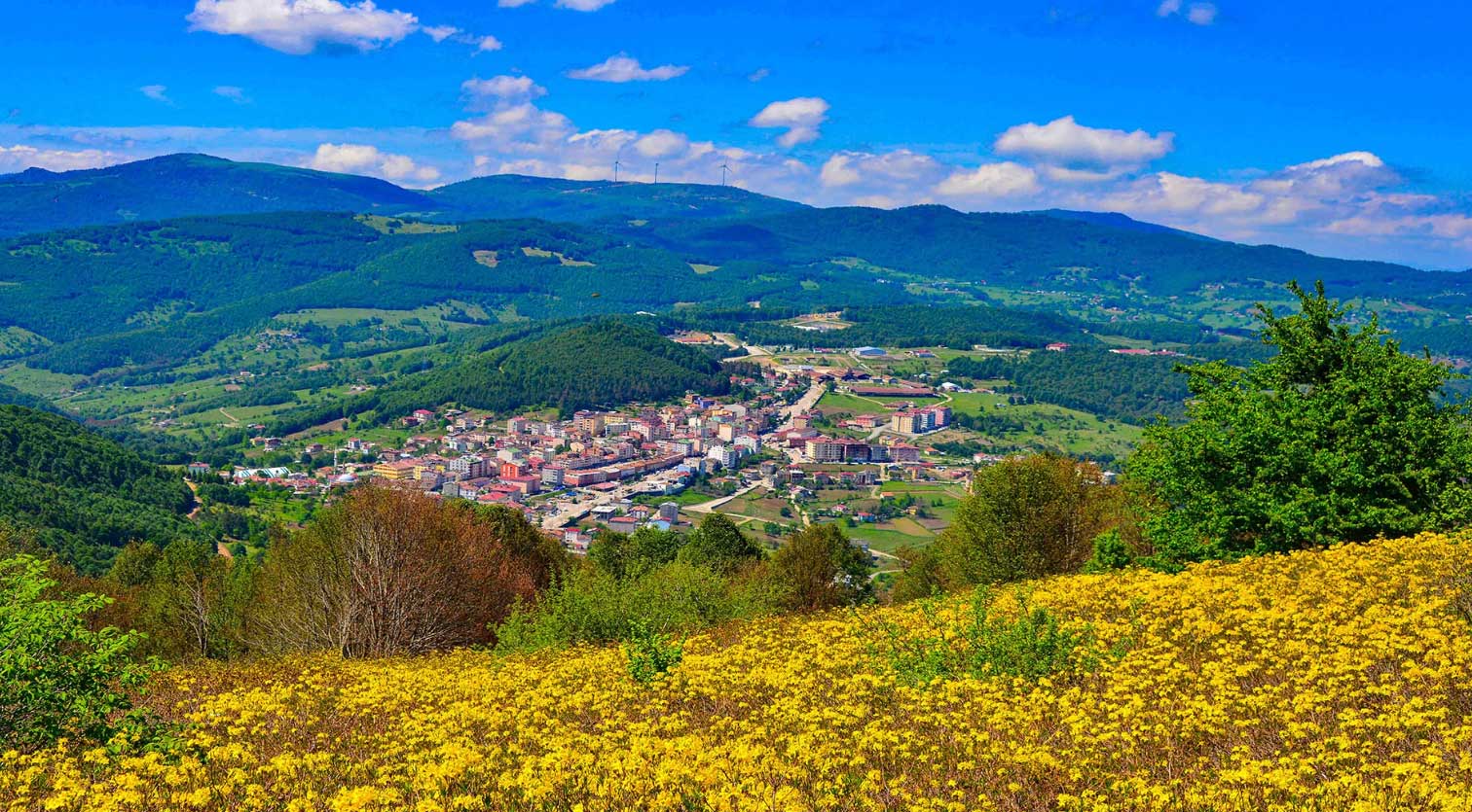 Ordu Akkuş Tatilcileri İçin Doğayla Baş Başa Tatil: Kazdağları’nda Evciler Köyündeki İnziva Otel