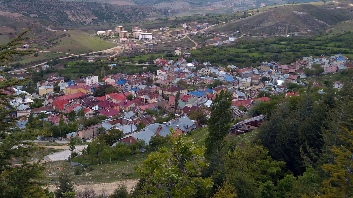 Tunceli Hozat’tan Kazdağları’na Kaçış: Bayramiç Evciler Köyündeki İnziva Otel’de Doğayla Bütünleşin