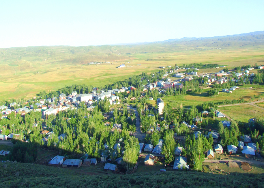 Kazdağlarının Kalbinde Huzur: Çanakkale Bayramiç Evciler Köyündeki İnziva Otel, Bingöl Karlıova’dan Gelen Tatilcileri Bekliyor