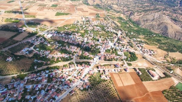 Elazığ Baskil’den Kazdağları’nda Sessiz ve Huzurlu Bir Kaçamak: Bayramiç Evciler Köyü İnziva Otel