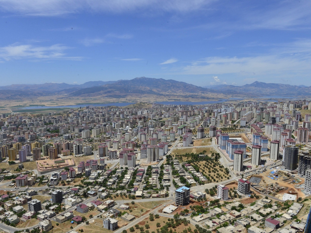 Kahramanmaraş Dulkadiroğlu’ndan Tatilciler İçin Kazdağları’nda Sakin Bir Kaçamak: Bayramiç Evciler Köyü İnziva Oteli