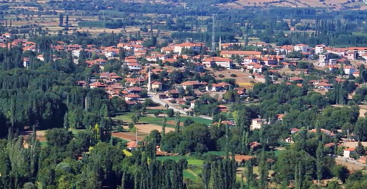 Denizli Beyağaç Tatilcileri Kazdağları’nda Doğayla İç İçe Bir Tatil: Bayramiç Evciler Köyü İnziva Oteli