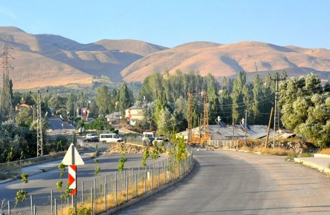 Muş Varto’dan tatil planı yapanlar için Kazdağları’nda Huzurun Adresi: Çanakkale Bayramiç Evciler Köyündeki İnziva Otel