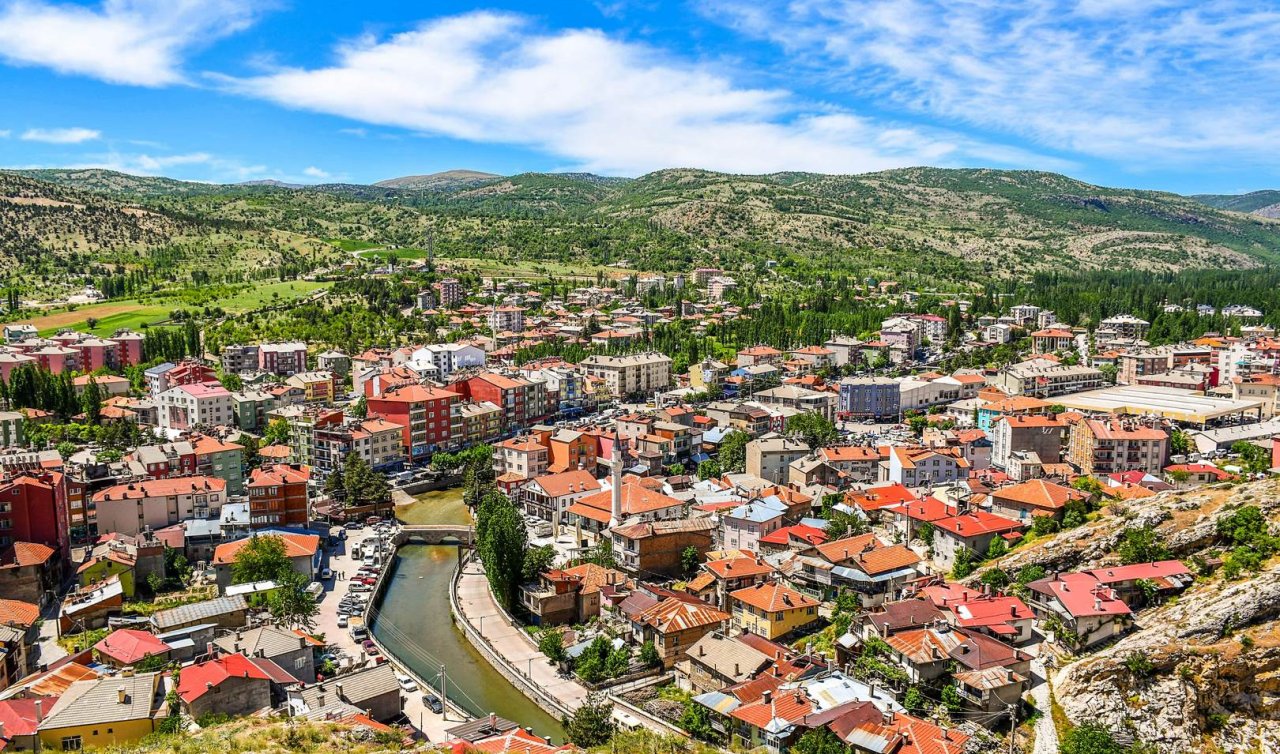 Konya Bozkır’dan Kazdağları’nda Eşsiz Bir Kaçamak: Bayramiç Evciler Köyü İnziva Oteli