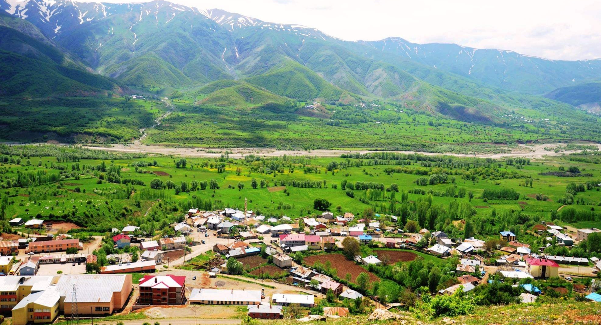 Bingöl Yedisu’dan Çanakkale Bayramiç Evciler Köyü’ndeki Kazdağları İnziva Oteli’ne Davet