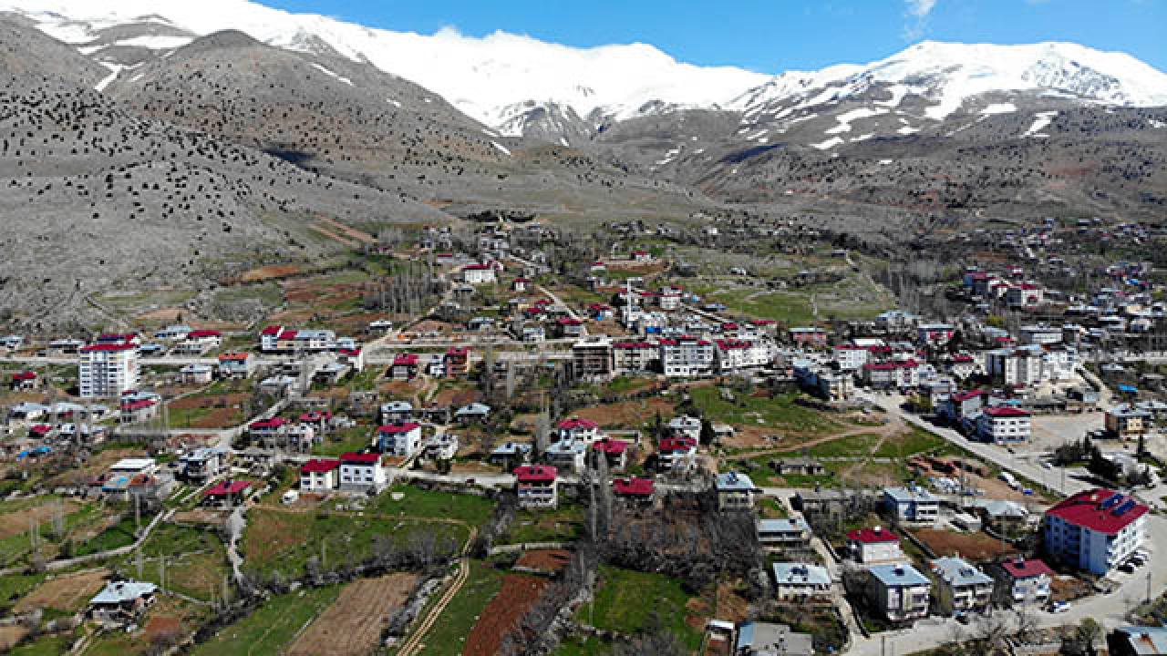 Kahramanmaraş Nurhak Tatilcilerine Özel Kazdağları’nda Sakin ve Doğayla İç İçe Bir Tatil: Evciler Köyü İnziva Otel