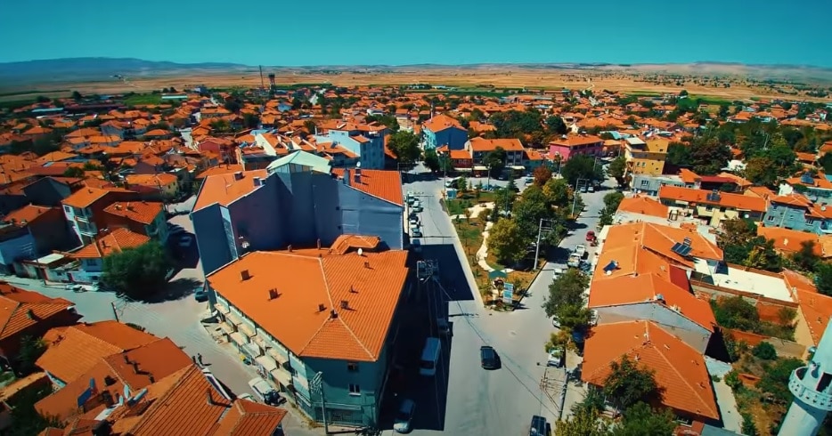 Kazdağları’nın Eşsiz Doğasında İnziva Otel – Afyonkarahisar Evciler’den Tatilcilerin Vazgeçilmez Adresi